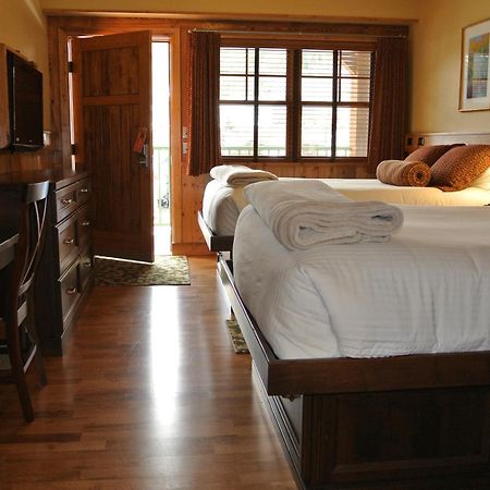 The Green Bridge Inn Red Cliff Номер фото