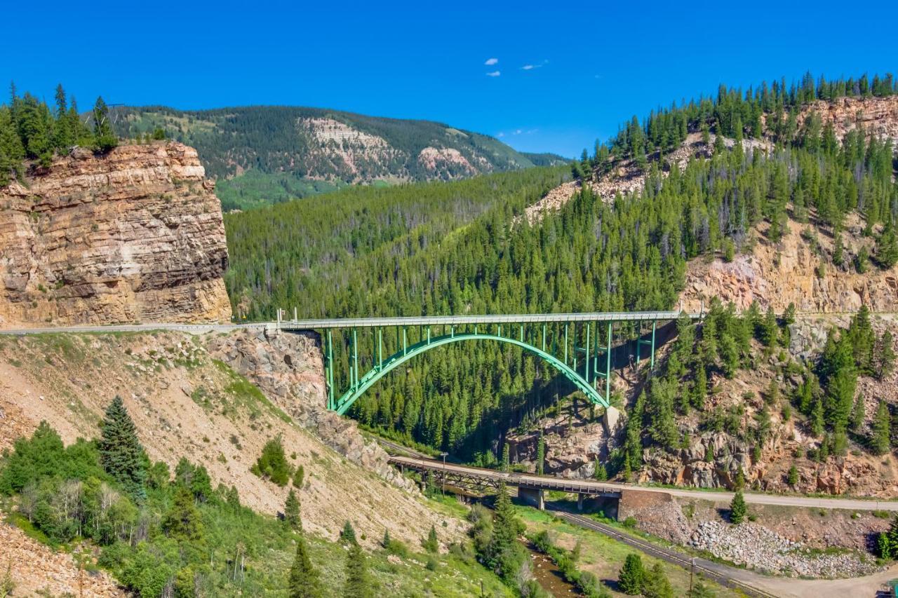 The Green Bridge Inn Red Cliff Екстер'єр фото